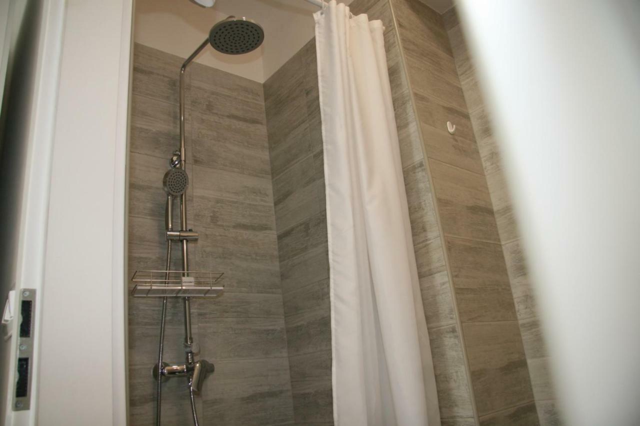 Stylish Apartment In City Center PUY 외부 사진